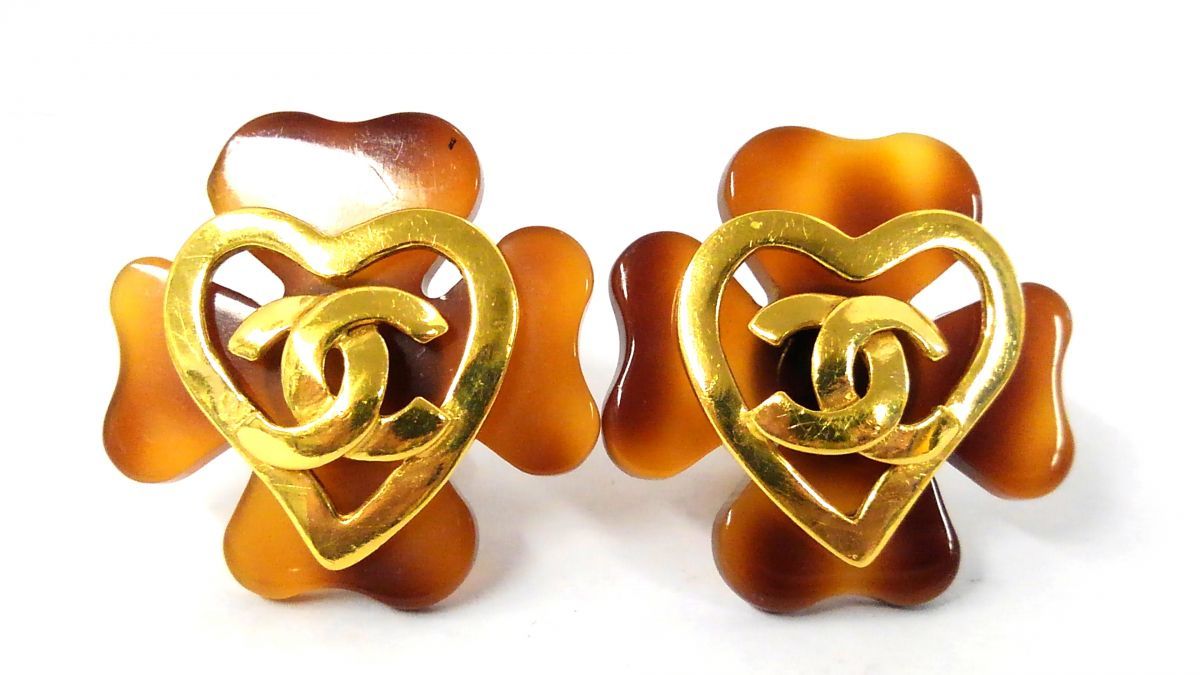 CHANEL:べっ甲:イヤリング】のアクセサリー買取実績 - 出張買取・訪問 