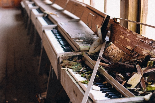 買取不可になりやすい古いピアノ
