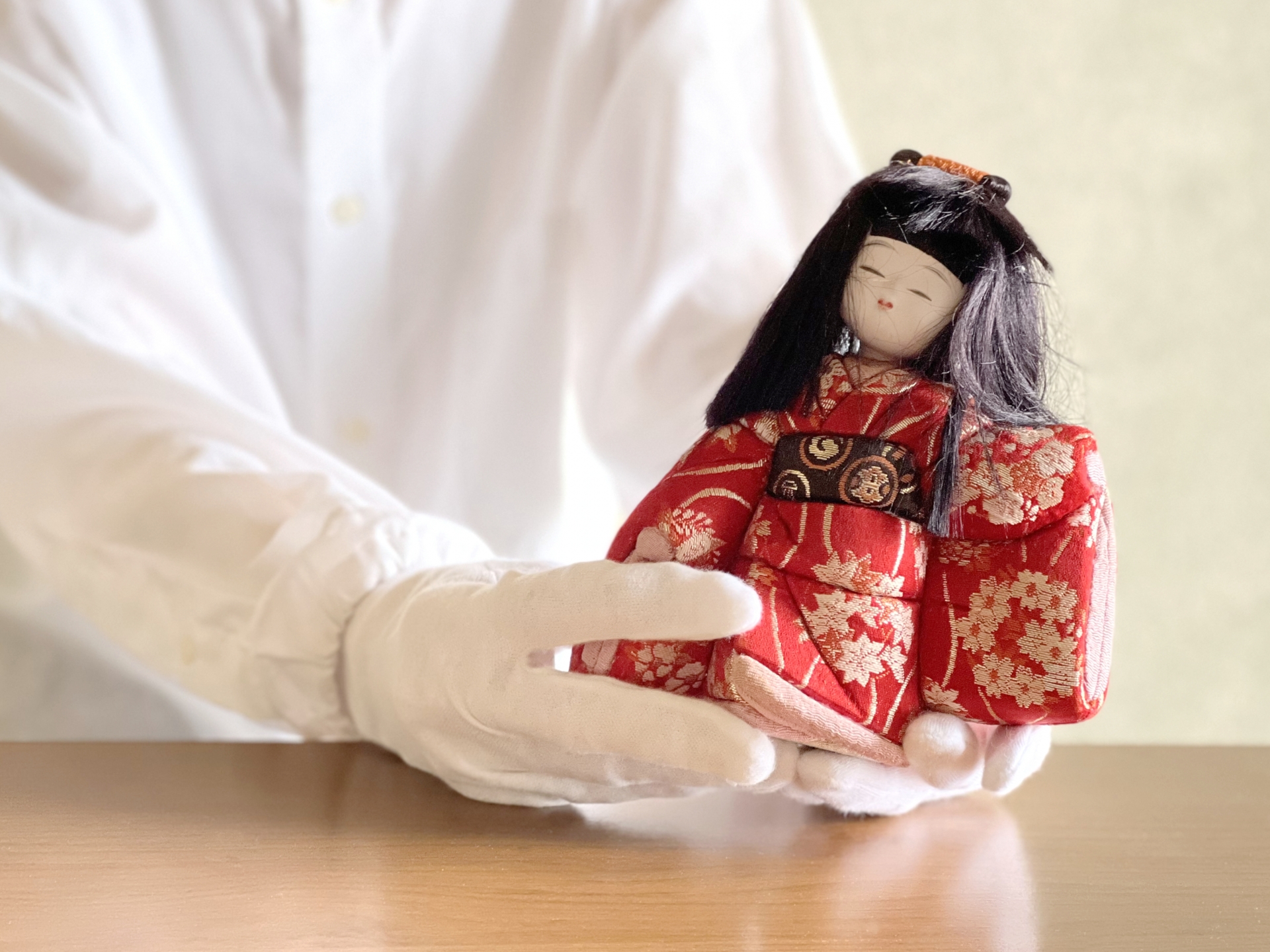 日本人形の買取相場は？日本人形の種類別相場や実績、高く売るコツを
